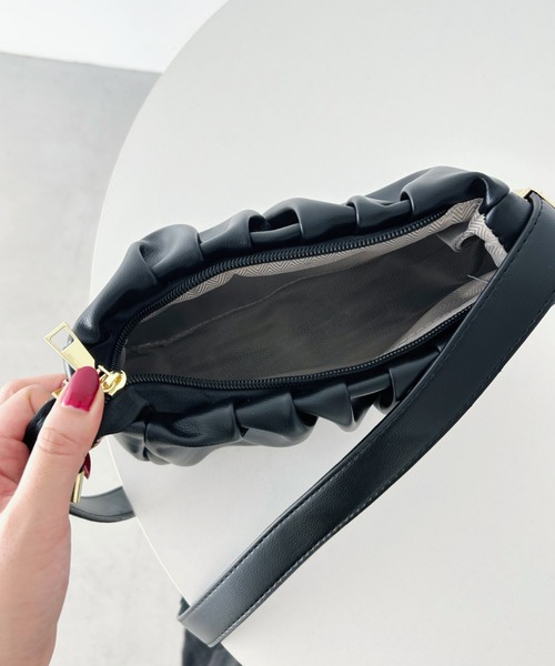 Taban muhely ショルダーバッグ タバン SHIPS（シップス）の「TABAN MUHELY:MESSENGER BAG（ショルダー