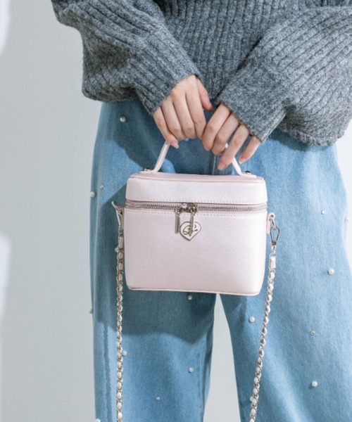 OLIVE des OLIVE（オリーブデオリーブ）の「ハートエンブレム付きバニティーバッグ　1032120180（ショルダーバッグ・レディース・ピンク/ブラック/オフホワイト・FREE）」の8枚目の写真