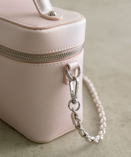 OLIVE des OLIVE（オリーブデオリーブ）の「ハートエンブレム付き