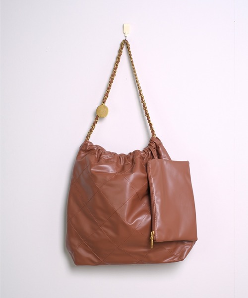 shopnikoniko（ショップニコニコ）の「ミニポーチ付き キルティング トートバッグ（トートバッグ・レディース・ブラック/ホワイト/ブラウン・フリー）」の20枚目の写真