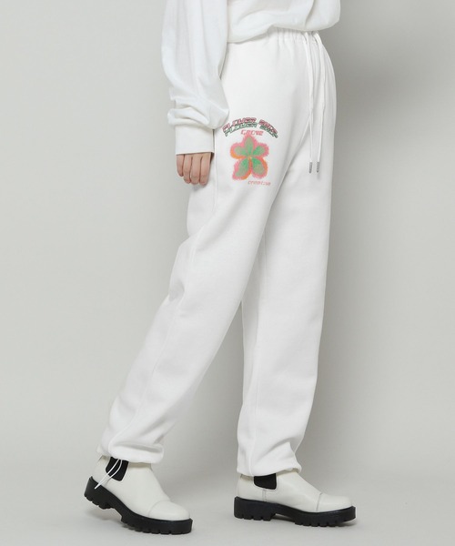 ALAND(エーランド)の「【UNISEX】GROVE×ALAND/GV flowerモチーフパンツ(裏起毛) /グローブ/ 2988733(スウェットパンツ・レディース・オフホワイト/チャコール・LARGE/MEDIUM)」の11枚目の写真