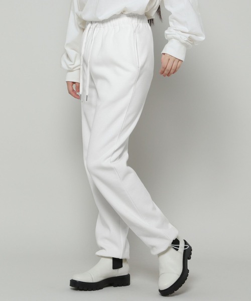 ALAND(エーランド)の「【UNISEX】GROVE×ALAND/GV flowerモチーフパンツ(裏起毛) /グローブ/ 2988733(スウェットパンツ・レディース・オフホワイト/チャコール・LARGE/MEDIUM)」の12枚目の写真