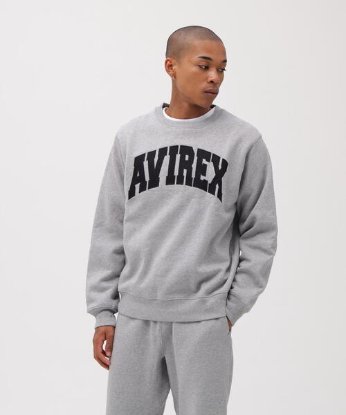 AVIREX（アヴィレックス）の「【DAILY/デイリー】CREW NECK L/S SWEAT LOGO / クルーネック ロングスリーブ スウェット / AVIREX / アヴィレックス（スウェット・メンズ・ブラック/ホワイト系2/ネイビー/その他17・XL/M/2XL/L）」の6枚目の写真