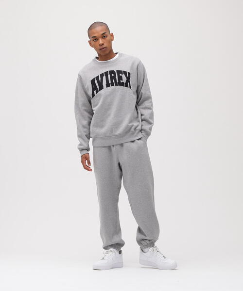 AVIREX（アヴィレックス）の「【DAILY/デイリー】CREW NECK L/S SWEAT LOGO / クルーネック ロングスリーブ スウェット / AVIREX / アヴィレックス（スウェット・メンズ・ブラック/ホワイト系2/ネイビー/その他17・XL/M/2XL/L）」の7枚目の写真