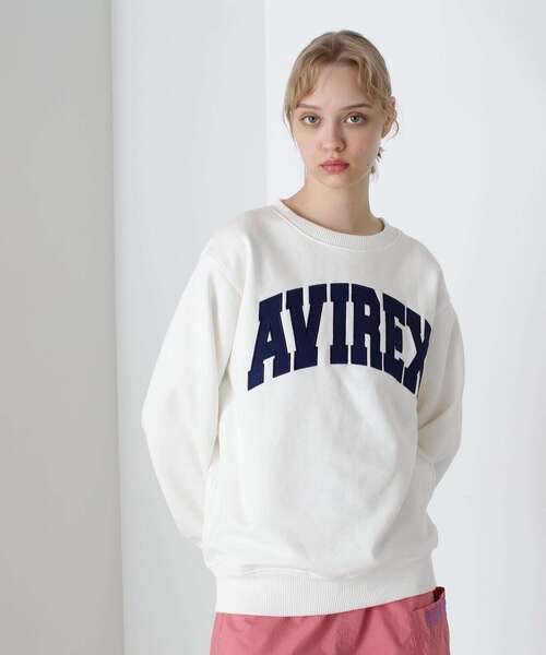 AVIREX（アヴィレックス）の「【DAILY/デイリー】CREW NECK L/S SWEAT LOGO / クルーネック ロングスリーブ スウェット / AVIREX / アヴィレックス（スウェット・メンズ・ブラック/ホワイト系2/ネイビー/その他17・XL/M/2XL/L）」の2枚目の写真