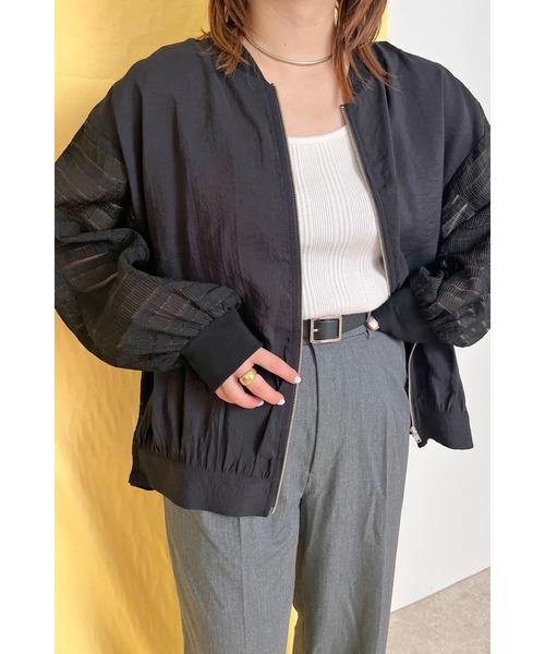 ボーダーレースブルゾン