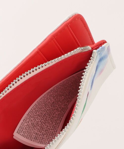 Desigual（デシグアル）の「水彩画 花柄 ミニ財布（財布・レディース・ホワイト・FREE）」の5枚目の写真