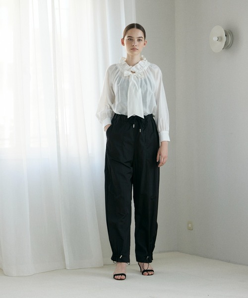 INED CLARO（イネドクラロ）の「パラシュートパンツ（その他パンツ・レディース・ブラック/アイボリー/カーキ・フリー）」の5枚目の写真