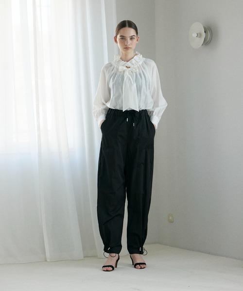 INED CLARO（イネドクラロ）の「パラシュートパンツ（その他パンツ・レディース・ブラック/アイボリー/カーキ・フリー）」の10枚目の写真