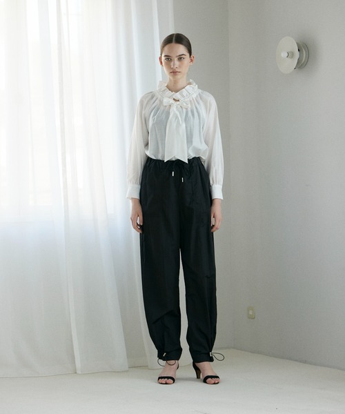 INED CLARO（イネドクラロ）の「パラシュートパンツ（その他パンツ・レディース・ブラック/アイボリー/カーキ・フリー）」の13枚目の写真