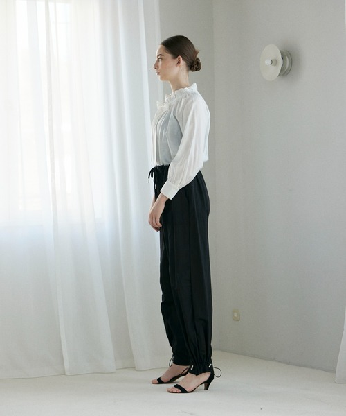 INED CLARO（イネドクラロ）の「パラシュートパンツ（その他パンツ・レディース・ブラック/アイボリー/カーキ・フリー）」の20枚目の写真