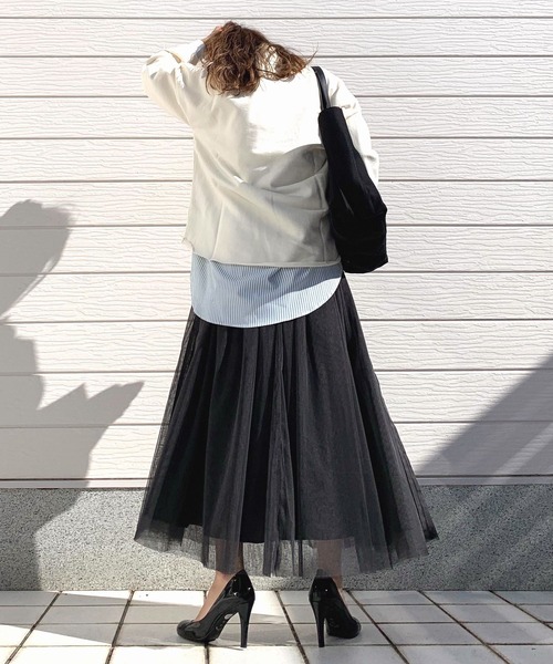 Q（キュー）の「デニムチュールスカート（スカート・レディース・チャコールグレー・MEDIUM）」の8枚目の写真