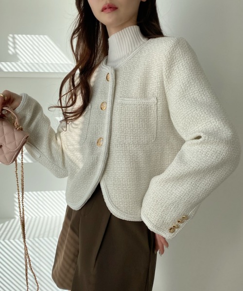 新品タグ付き✨完売人気【23区】ツイードニット 金ボタンノーカラージャケット38 セール】パイピング ツイード ライク 金ボタン ジャケット（ノー