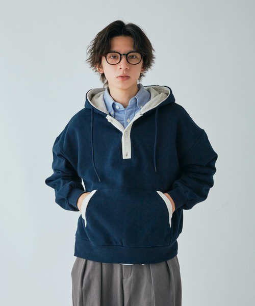 Adoon plain(アドーンプレーン)の「ヘンリーネックバイカラーフーディー(パーカー・メンズ・杢グレー/ネイビー・MEDIUM/LARGE)」の3枚目の写真