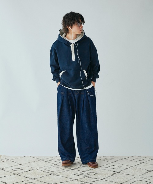 Adoon plain(アドーンプレーン)の「ヘンリーネックバイカラーフーディー(パーカー・メンズ・杢グレー/ネイビー・MEDIUM/LARGE)」の11枚目の写真