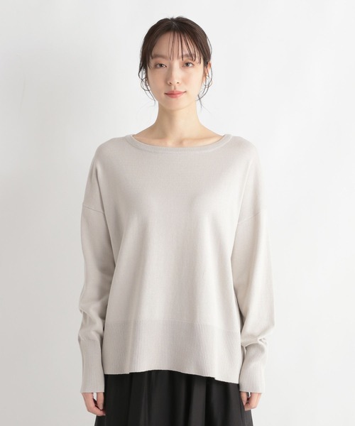 Andemiu（アンデミュウ）の「【WEB限定】ユルボートネックニット110748（ニット/セーター・レディース・アイボリー/グリーン/ブルー/グレー/ブラック・FREE）」の8枚目の写真