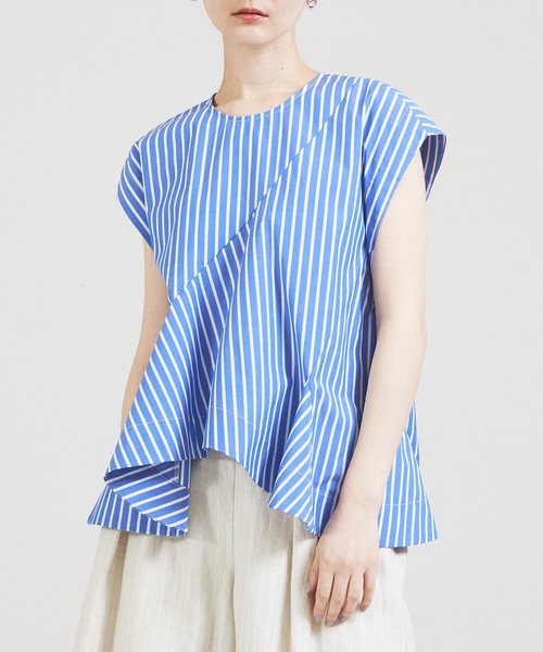 qualite（カリテ）の「ラッフルペプラムブラウス（シャツ/ブラウス・レディース・オフホワイト/ストライプ・36/38）」の2枚目の写真