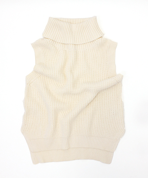 Chico(チコ)の「ハイネック畦ベスト(ニット/セーター・レディース・アイボリー/モスグリーン/ブラック/グレー・FREE)」の2枚目の写真