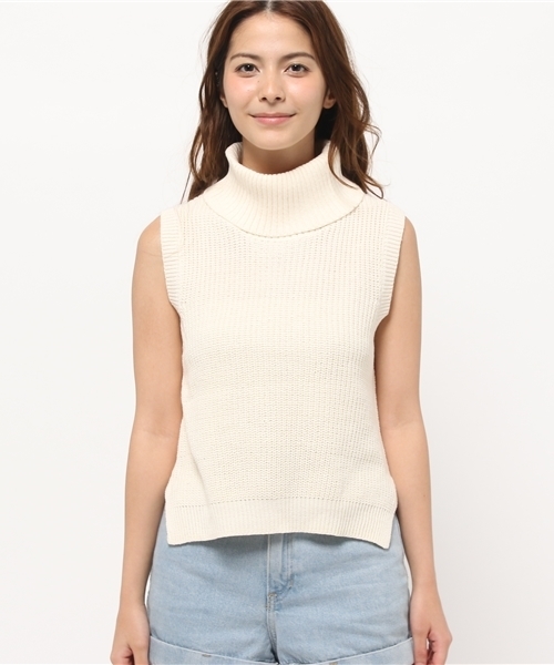 Chico(チコ)の「ハイネック畦ベスト(ニット/セーター・レディース・アイボリー/モスグリーン/ブラック/グレー・FREE)」の5枚目の写真