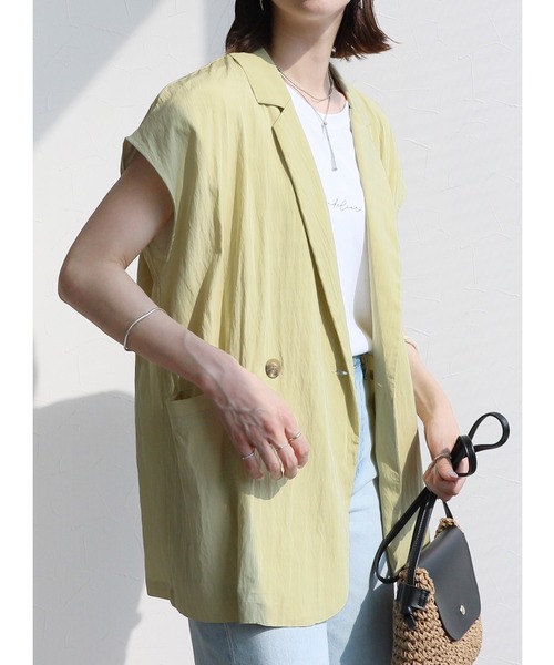 reca（レカ）の「テーラーカラーベスト（ベスト・レディース・ブラック/イエロー系その他/ブルー/モカ・FREE）」の4枚目の写真