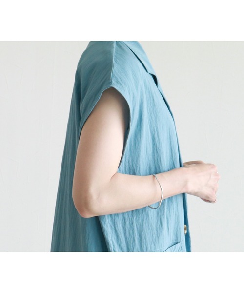 reca（レカ）の「テーラーカラーベスト（ベスト・レディース・ブラック/イエロー系その他/ブルー/モカ・FREE）」の20枚目の写真