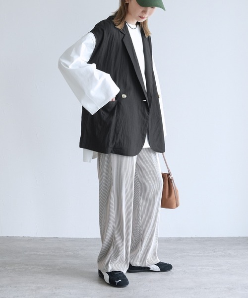 reca（レカ）の「テーラーカラーベスト（ベスト・レディース・ブラック/イエロー系その他/ブルー/モカ・FREE）」の9枚目の写真