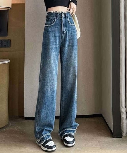 B'day(ビーデイ)の「【 B'day / ビーデー 】デニム 裾口フリンジ フレアパンツ(デニムパンツ・レディース・ブルー/ライトブルー・SMALL/MEDIUM/LARGE/X-LARGE)」の17枚目の写真