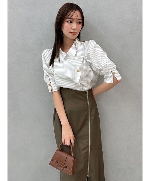 dazzlin（ダズリン）の「アシメプリーツジップスカート（スカート・レディース・ブラウン/チャコールグレー/ブラック・MEDIUM/SMALL）」の4枚目の写真