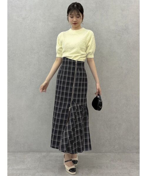 dazzlin（ダズリン）の「アシメプリーツジップスカート（スカート・レディース・ブラウン/チャコールグレー/ブラック・MEDIUM/SMALL）」の16枚目の写真