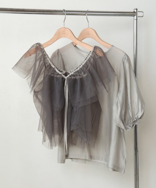 Bab（バブ）の「【2点セット】チュールビスチェ＋ボリュームスリーブブラウスセット（シャツ/ブラウス・レディース・アイボリー/グレー/ベージュ・M）」の18枚目の写真
