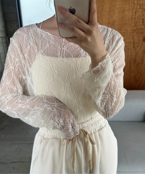 lawgy(ラウジー)の「nuance ruff sheer tops / ニュアンスルフシアートップス(Tシャツ/カットソー・レディース・アイボリー/ブラック・FREE)」の7枚目の写真
