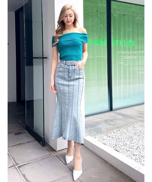 GYDA(ジェイダ)の「ハイウエストバックルベルトデザインマーメイドスカート(デニムスカート・レディース・ブルー/ライトブルー・MEDIUM/SMALL)」の6枚目の写真