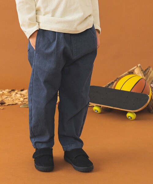 B:MING by BEAMS（ビーミングバイビームス）の「B:MING by BEAMS / らくらく タックチノパンツ（100～150cm）（チノパンツ・キッズ・ベージュ/ブラック/ブルー系その他2・100/110/120/130/140/150）」の3枚目の写真