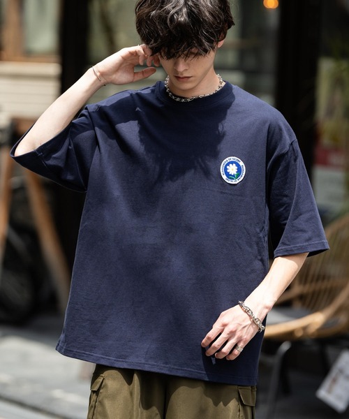 Rocky Monroe（ロッキーモンロー）の「オーバーサイズハート/フラワーワンポイント刺繍半袖Tシャツ（Tシャツ/カットソー・メンズ・ネイビー系/ブラック/ホワイト系/チャコール/ネイビー/グリーン/ホワイト/グリーン系/ネイビー系1/ホワイト系1・M/L/XL）」の9枚目の写真