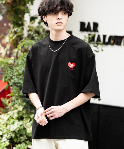 Rocky Monroe（ロッキーモンロー）の「オーバーサイズハート/フラワーワンポイント刺繍半袖Tシャツ（Tシャツ/カットソー・メンズ・ネイビー系/ブラック/ホワイト系/チャコール/ネイビー/グリーン/ホワイト/グリーン系/ネイビー系1/ホワイト系1・M/L/XL）」の22枚目の写真