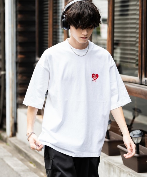 Rocky Monroe（ロッキーモンロー）の「オーバーサイズハート/フラワーワンポイント刺繍半袖Tシャツ（Tシャツ/カットソー・メンズ・ネイビー系/ブラック/ホワイト系/チャコール/ネイビー/グリーン/ホワイト/グリーン系/ネイビー系1/ホワイト系1・M/L/XL）」の11枚目の写真