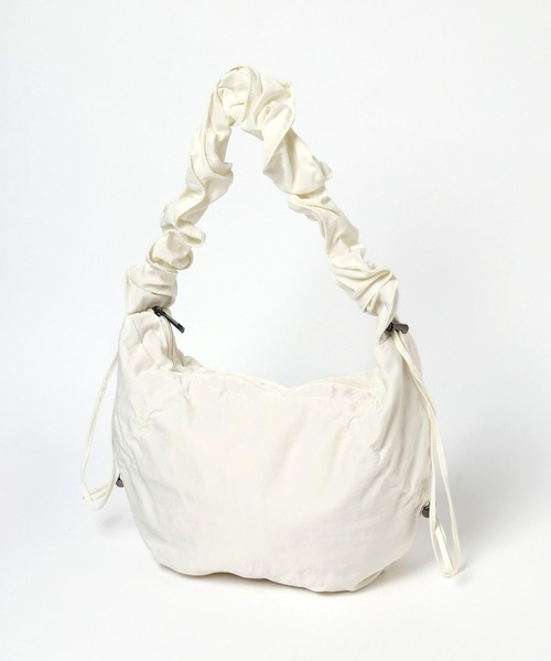 LEPSIM(レプシィム)の「ドロストミドルショルダー 119760(ショルダーバッグ・レディース・ブラック/レオパード/シルバー/アイボリー・ONE SIZE)」の20枚目の写真