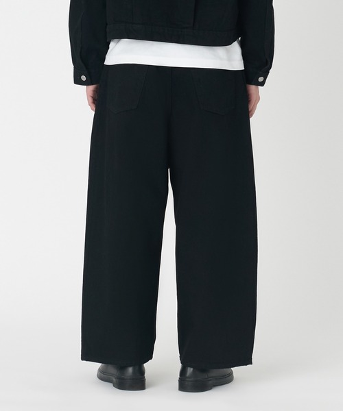 GANNI ブラック ワイドパンツ プリーツ入り GANNI ブラック ワイドパンツ プリーツ入り GANNI ブラック