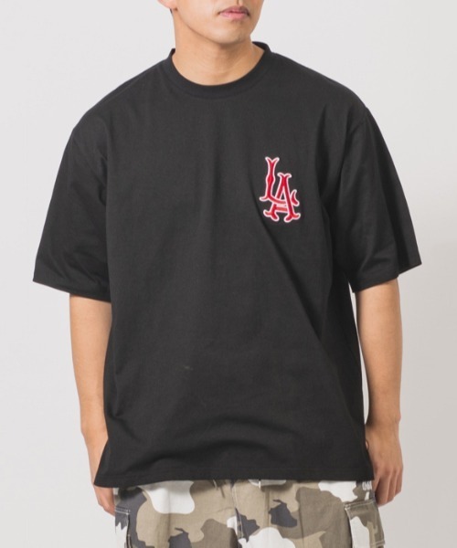 RE730（アールイーセブンサーティー）の「RE730 ロゴ刺繍半袖BIGシルエットTシャツ（Tシャツ/カットソー・メンズ・イエロー/ターコイズブルー/ブラック/オフホワイト・LARGE/MEDIUM）」の3枚目の写真