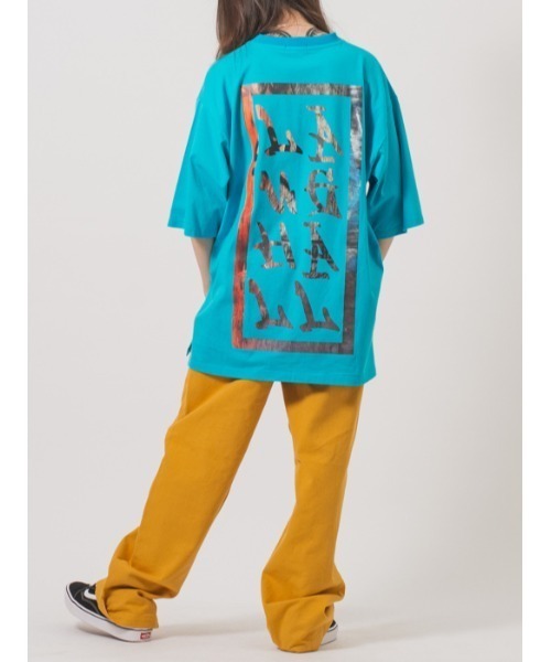 RE730（アールイーセブンサーティー）の「RE730 ロゴ刺繍半袖BIGシルエットTシャツ（Tシャツ/カットソー・メンズ・イエロー/ターコイズブルー/ブラック/オフホワイト・LARGE/MEDIUM）」の12枚目の写真