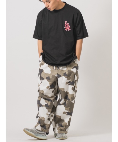 RE730（アールイーセブンサーティー）の「RE730 ロゴ刺繍半袖BIGシルエットTシャツ（Tシャツ/カットソー・メンズ・イエロー/ターコイズブルー/ブラック/オフホワイト・LARGE/MEDIUM）」の19枚目の写真