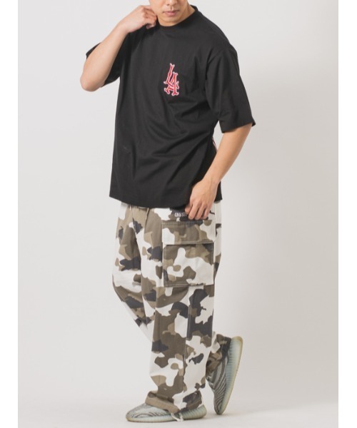 RE730（アールイーセブンサーティー）の「RE730 ロゴ刺繍半袖BIGシルエットTシャツ（Tシャツ/カットソー・メンズ・イエロー/ターコイズブルー/ブラック/オフホワイト・LARGE/MEDIUM）」の16枚目の写真