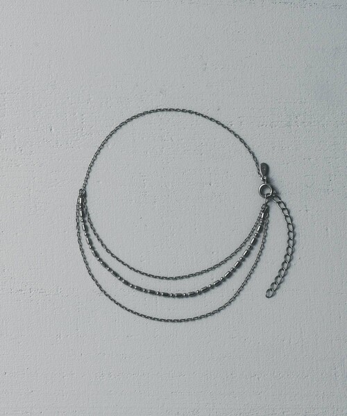 and cloud（アンドクラウド）の「Layered Chain Anklet（アンクレット・レディース・イエローゴールド/ブラック/シルバー・FREE）」の2枚目の写真