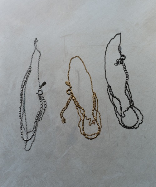 and cloud（アンドクラウド）の「Layered Chain Anklet（アンクレット・レディース・イエローゴールド/ブラック/シルバー・FREE）」の3枚目の写真