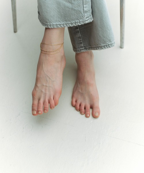 and cloud（アンドクラウド）の「Layered Chain Anklet（アンクレット・レディース・イエローゴールド/ブラック/シルバー・FREE）」の9枚目の写真