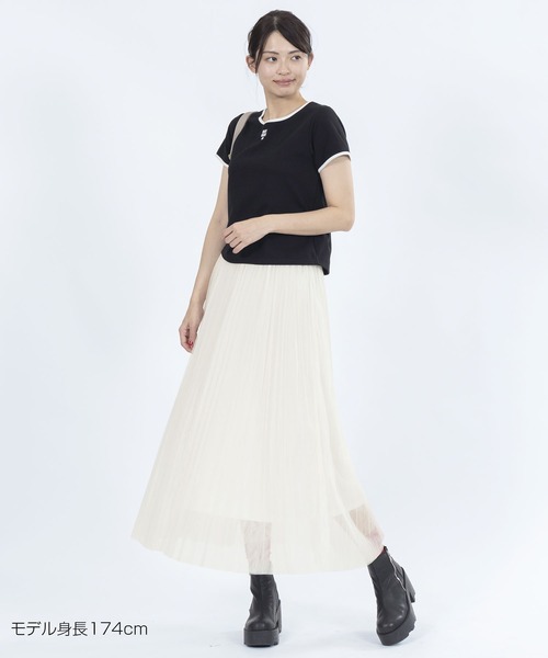 MARY QUANT ロゴテープチュールプリーツ スカート　アイボリー MARY QUANT（マリークワント）の「ロゴテープチュールプリーツ