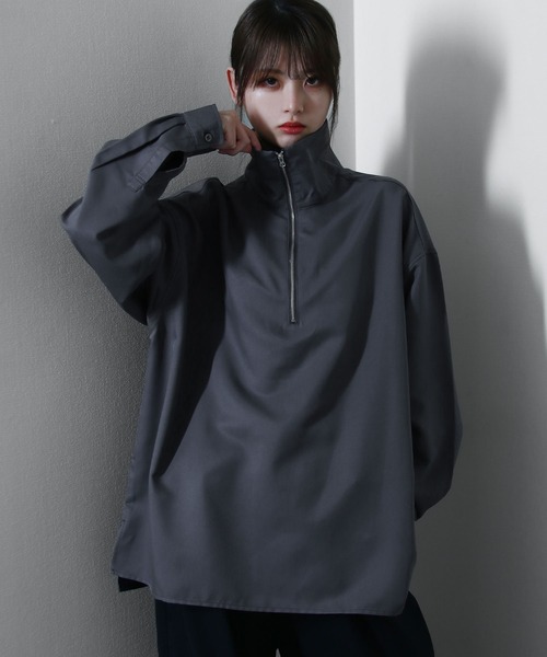 NILWAY(ニルウェイ)の「ハーフジップスタンドカラー 長袖 シャツ(シャツ/ブラウス・メンズ・ライトグレー/ホワイト/ブラック/チャコール・MEDIUM/LARGE)」の4枚目の写真