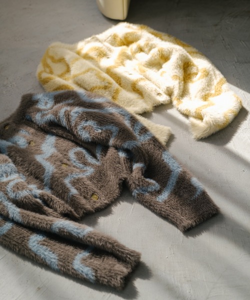 Kastane(カスタネ)の「【ZOZOTOWN限定】グラフィティニットカーディガン(ニット/セーター・レディース・グレー/イエロー・FREE)」の12枚目の写真