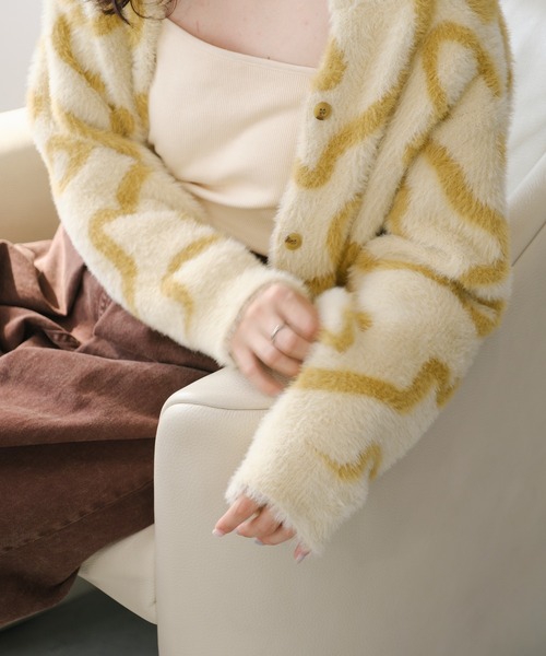 Kastane(カスタネ)の「【ZOZOTOWN限定】グラフィティニットカーディガン(ニット/セーター・レディース・グレー/イエロー・FREE)」の5枚目の写真