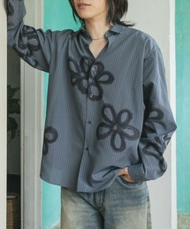 SENSE OF PLACE by URBAN RESEARCH | 『ユニセックス』ポップアートフラワーストライプシャツ(シャツ/ブラウス)